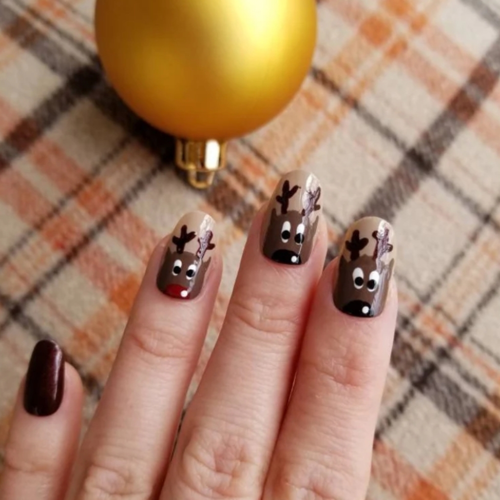 Reindeer Press On Nails - Christmas Holiday Nails - New Hand Painted